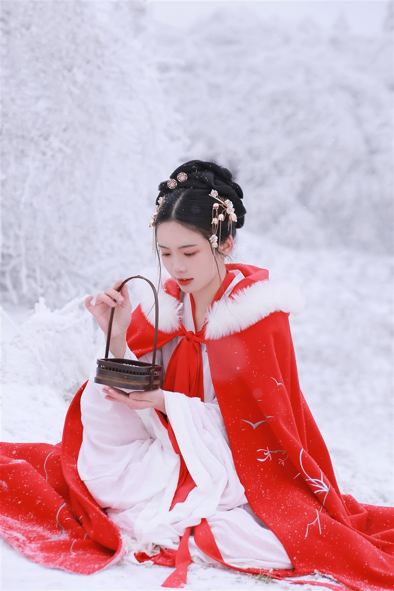 图片[2]-[YITUYU艺图语]2021.12.25 大雪 沂越[34+1P／82.5MB] - 呦糖社C+-呦糖社C+