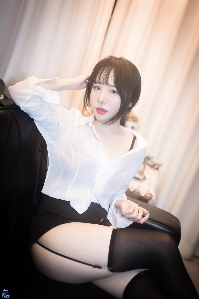 [BLUECAKE] Yeji (예지) – Cat Play+ [91P-365MB] - 呦糖社C+-呦糖社C+