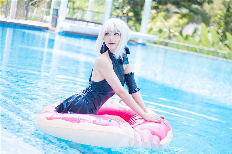 图片[2]-Kitkat Cosplay 9 - Saber Alter Swimsuit [29P-102MB] - 呦糖社C+-呦糖社C+