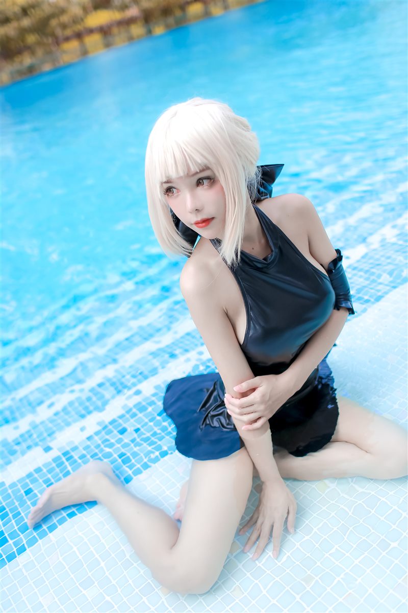 图片[3]-Kitkat Cosplay 9 - Saber Alter Swimsuit [29P-102MB] - 呦糖社C+-呦糖社C+