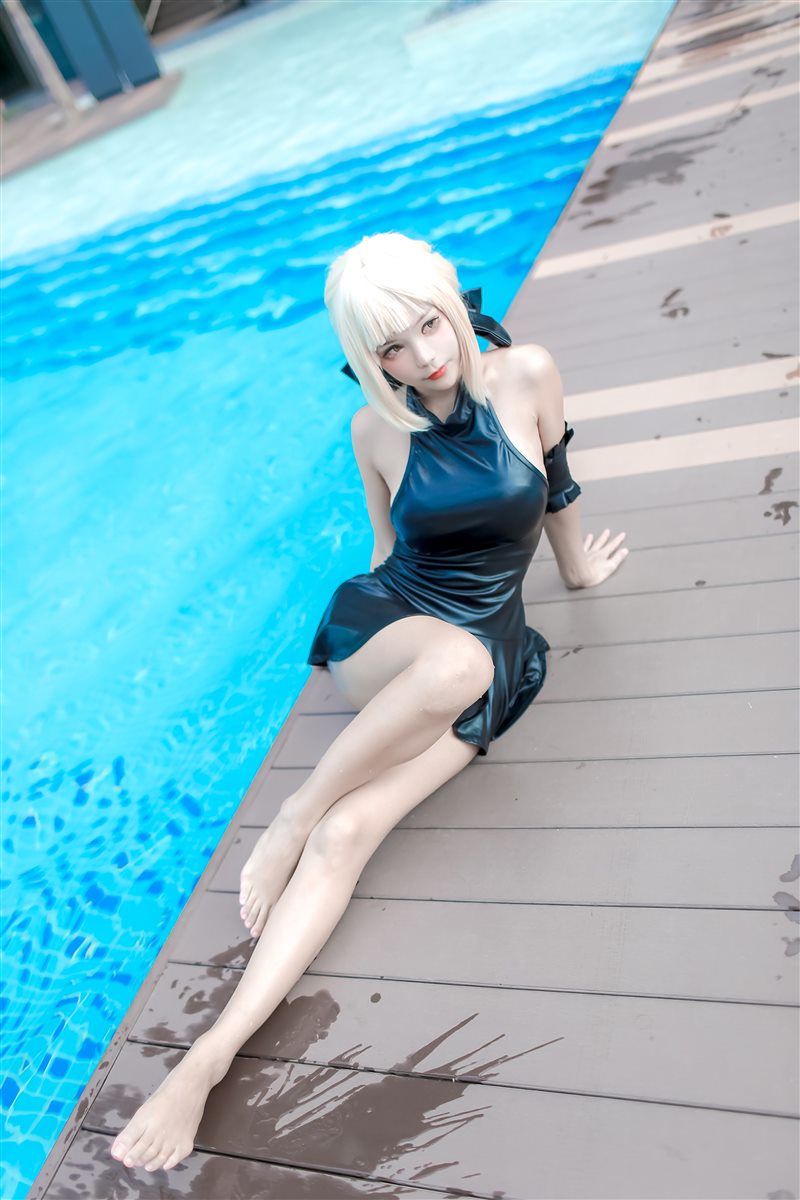 图片[5]-Kitkat Cosplay 9 - Saber Alter Swimsuit [29P-102MB] - 呦糖社C+-呦糖社C+